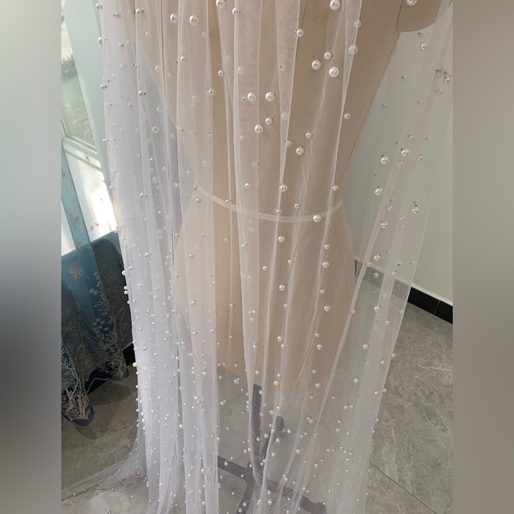 Cathedral Pearl Veil - Picture 8 of 10